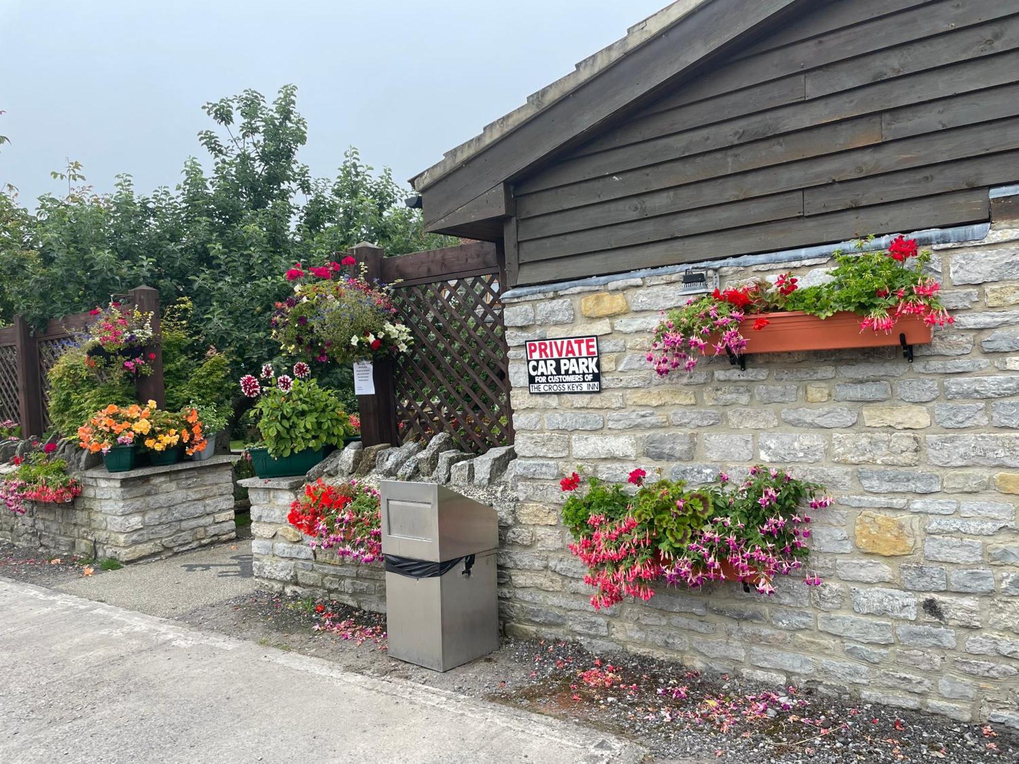 Cross Keys Inn Lydford-on-Fosse المظهر الخارجي الصورة