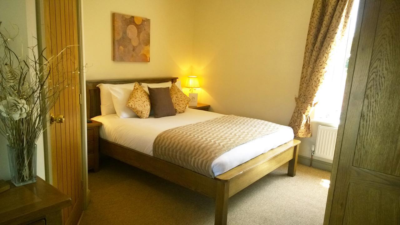 Cross Keys Inn Lydford-on-Fosse المظهر الخارجي الصورة