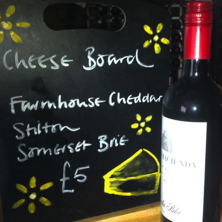 Cross Keys Inn Lydford-on-Fosse المظهر الخارجي الصورة
